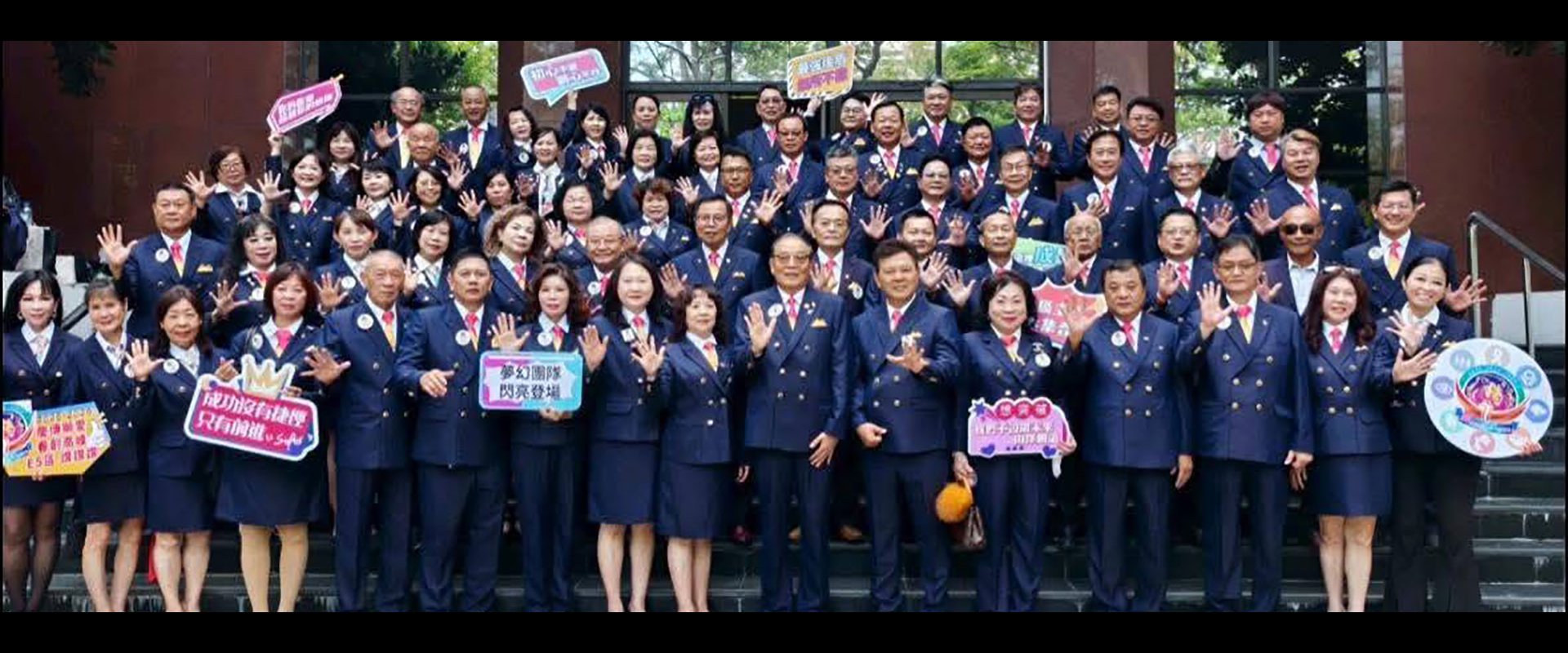 社群媒體行銷專家